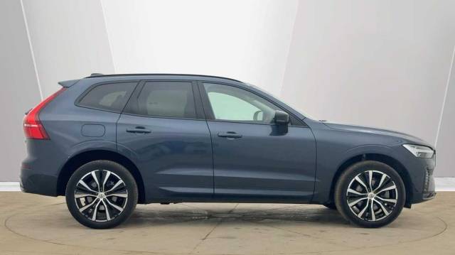 2025 Volvo XC60 2.0 B5 AWD Mild hybrid Petrol Ultra Dark