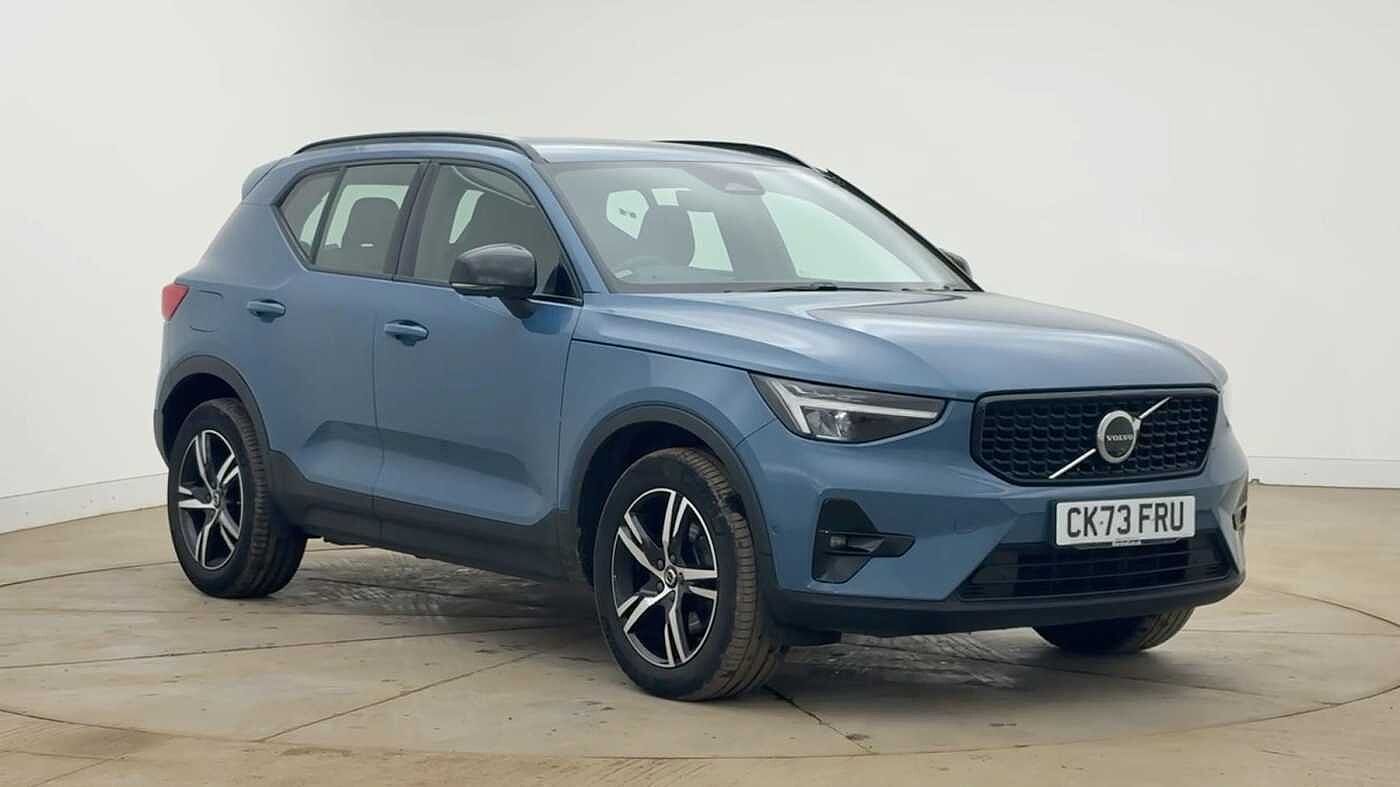 2023 Volvo XC40