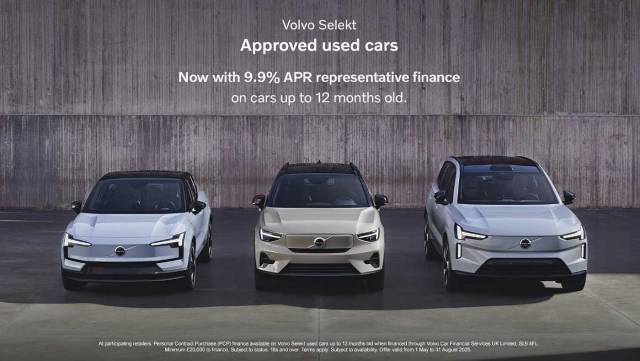 2025 Volvo XC40 2.0 B4 Mild Hybrid Petrol Ultra Dark