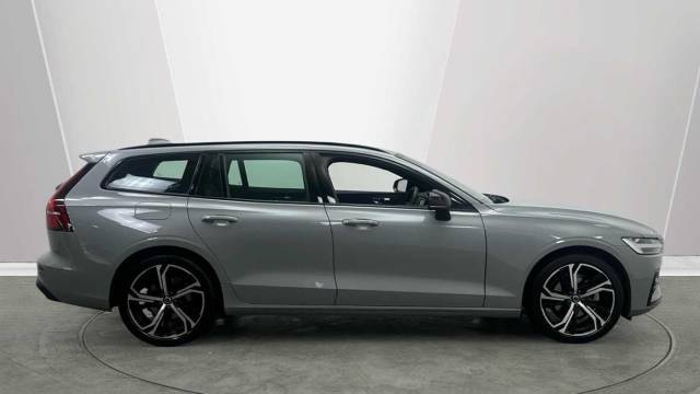2025 Volvo V60 2.0 B4 Mild hybrid Petrol Plus Dark