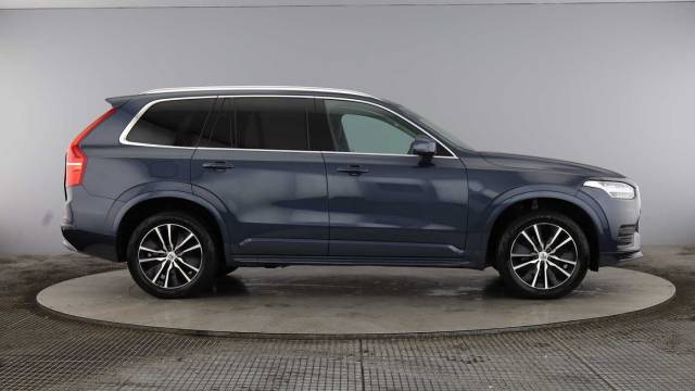 2022 Volvo XC90 2.0 B5 AWD mild hybrid Diesel Momentum
