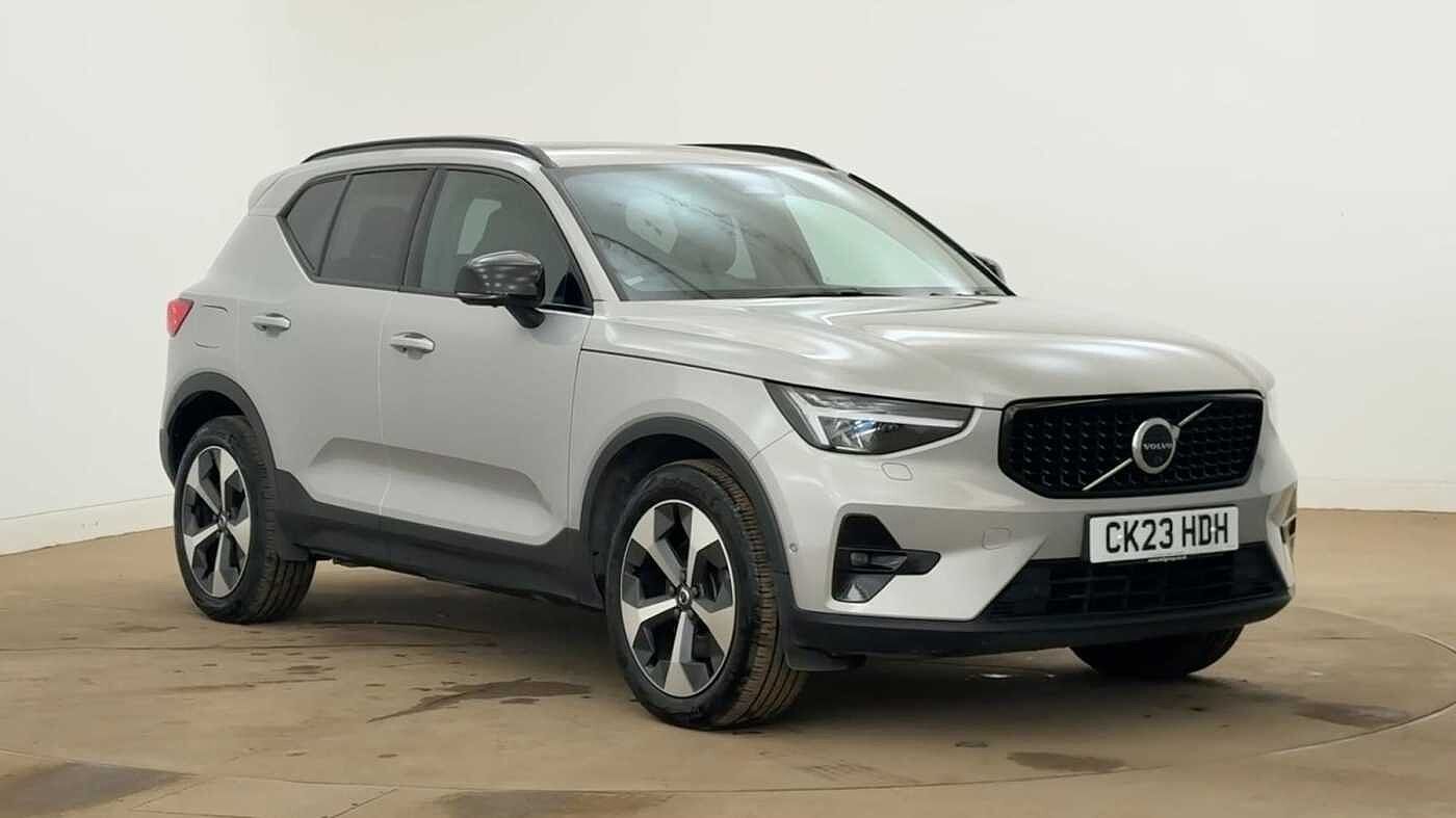 2023 Volvo XC40