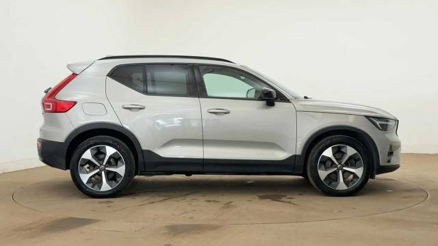 2023 Volvo XC40 2.0 B4 mild hybrid Petrol Ultimate Dark