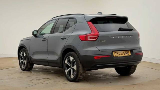 2023 Volvo XC40 2.0 B4 mild hybrid Petrol Ultimate Dark