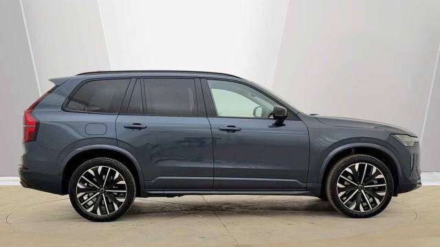 2025 Volvo XC90 2.0 T8 AWD PHEV Recharge Ultra Dark