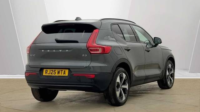 2025 Volvo XC40 2.0 B3 Mild hybrid Petrol Plus Dark