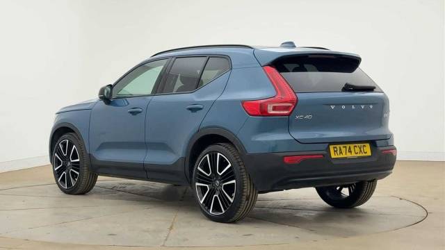 2025 Volvo XC40 2.0 B4 Mild hybrid Petrol Ultra Dark