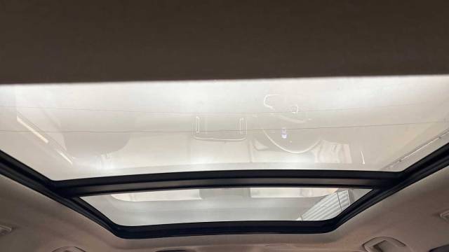 2025 Volvo XC40 2.0 B4 Mild hybrid Petrol Ultra Dark