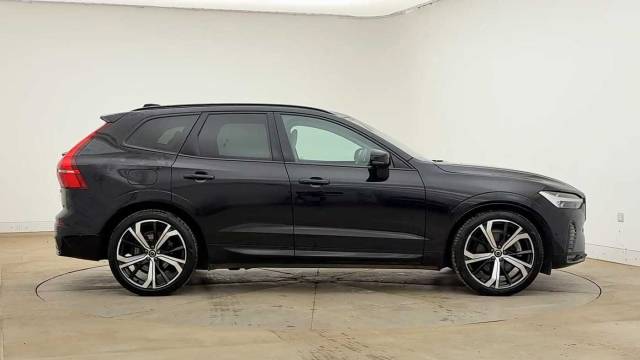 2025 Volvo XC60 2.0 B5 AWD Mild hybrid Petrol Ultra Dark