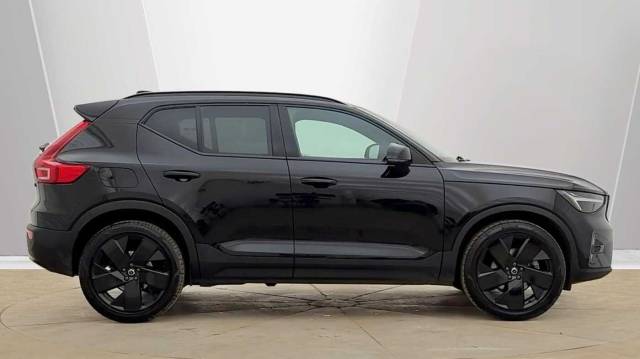 2025 Volvo XC40 2.0 B3 Mild hybrid Petrol Black Edition Plus