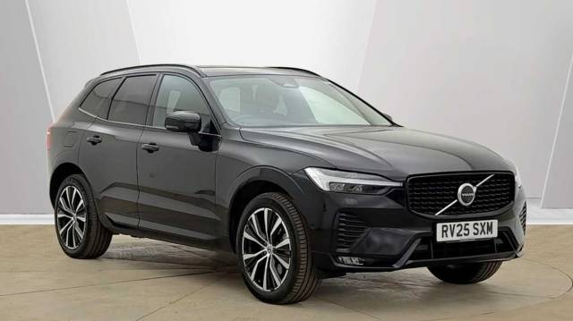 Volvo XC60 2.0 B5 AWD Mild hybrid Petrol Ultra Dark 4x4 vehicle Petrol Onyx Black