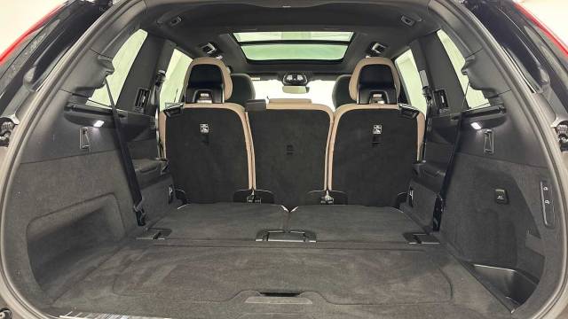2025 Volvo XC90 2.0 B5 AWD Mild Hybrid Petrol Plus Dark