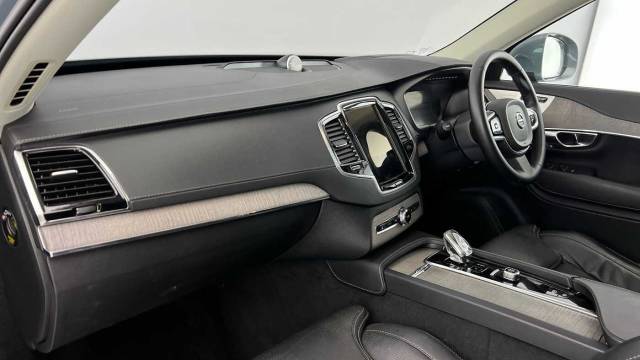 2023 Volvo XC90 2.0 T8 AWD PHEV Recharge Ultimate Bright