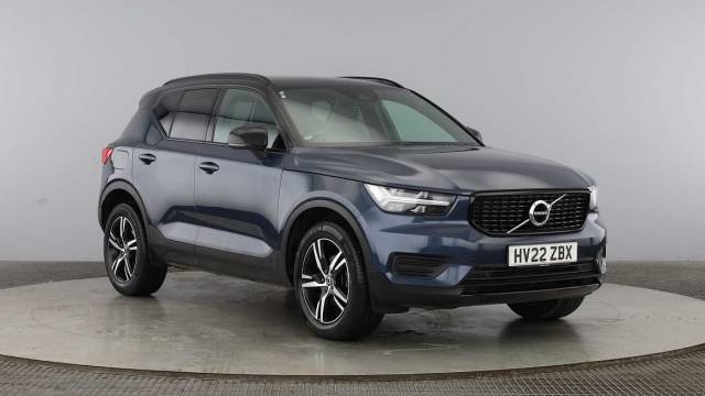Volvo XC40 1.5 T3 R-Design Manual 4x4 vehicle Petrol Denim Blue