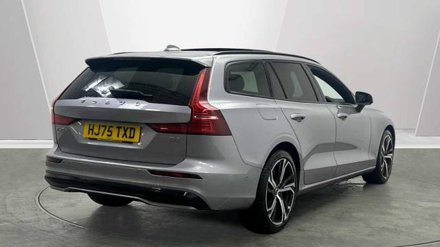 2025 Volvo V60 2.0 B4 Mild hybrid Petrol Ultra Dark