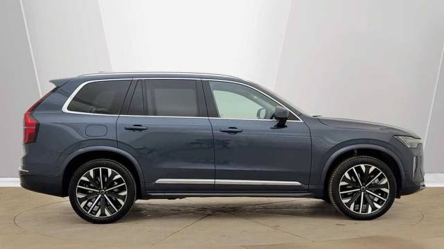 2025 Volvo XC90 2.0 T8 AWD PHEV Recharge Ultra Bright