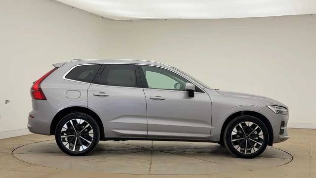 2025 Volvo XC60 2.0 B5 AWD Mild Hybrid Petrol Ultra Bright