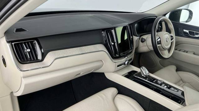 2021 Volvo XC60 2.0 T8 AWD PHEV Recharge Inscription Pro
