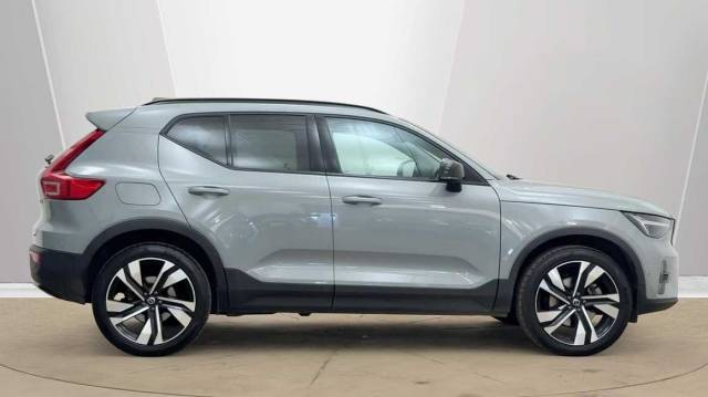 2025 Volvo XC40 2.0 B3 Mild hybrid Petrol Ultra Dark