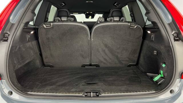 2022 Volvo XC90 2.0 B5 AWD Mild Hybrid Diesel R-Design