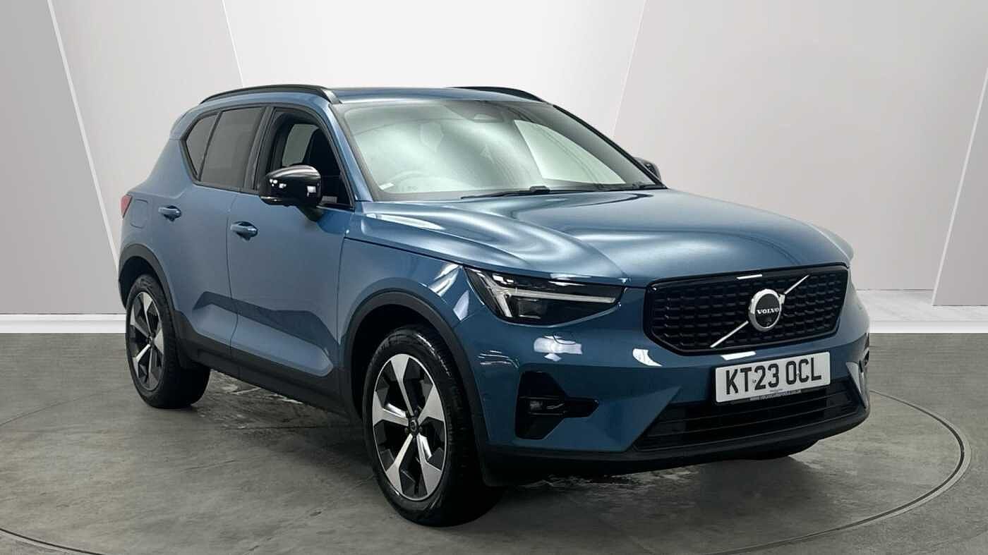2023 Volvo XC40
