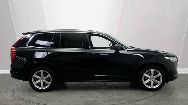 2022 Volvo XC90 2.0 B5 AWD mild hybrid Petrol Core 7 Seats