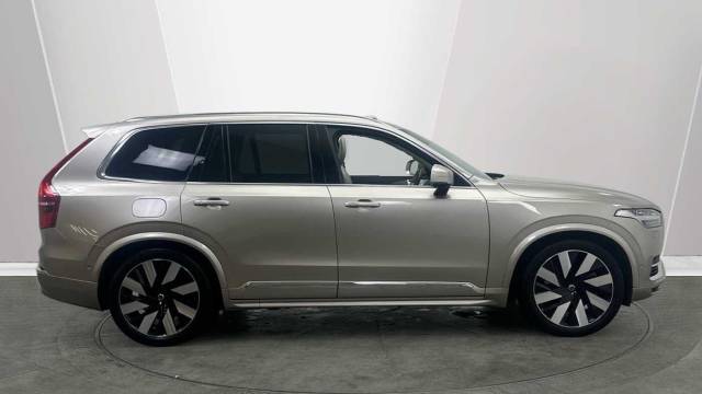 2023 Volvo XC90 2.0 T8 AWD PHEV Recharge Ultimate Bright