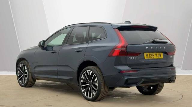 2025 Volvo XC60 2.0 B5 AWD Mild hybrid Petrol Ultra Dark