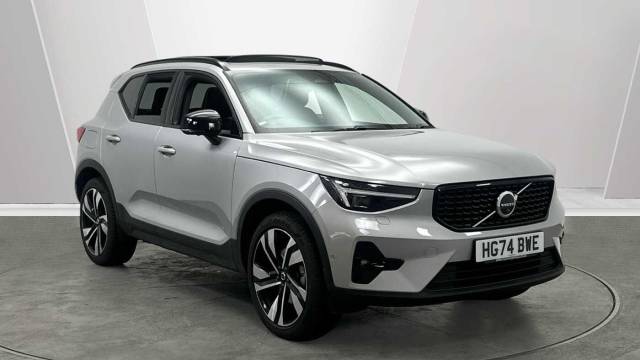 Volvo XC40 2.0 B4 Mild hybrid Petrol Ultra Dark 4x4 vehicle Petrol Silver Dawn