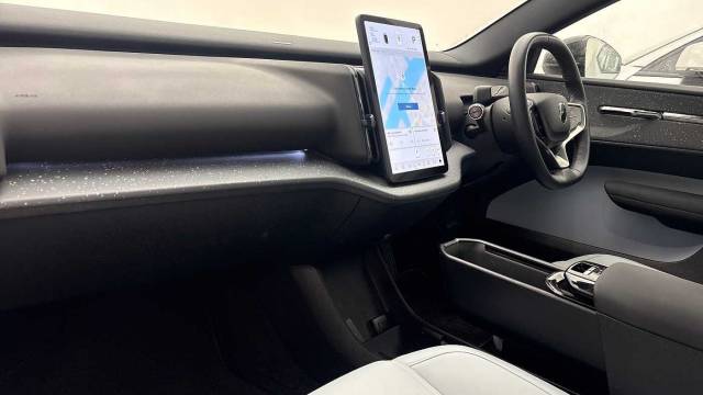 2024 Volvo Ex30 Single Motor Extended Range Electric Ultra