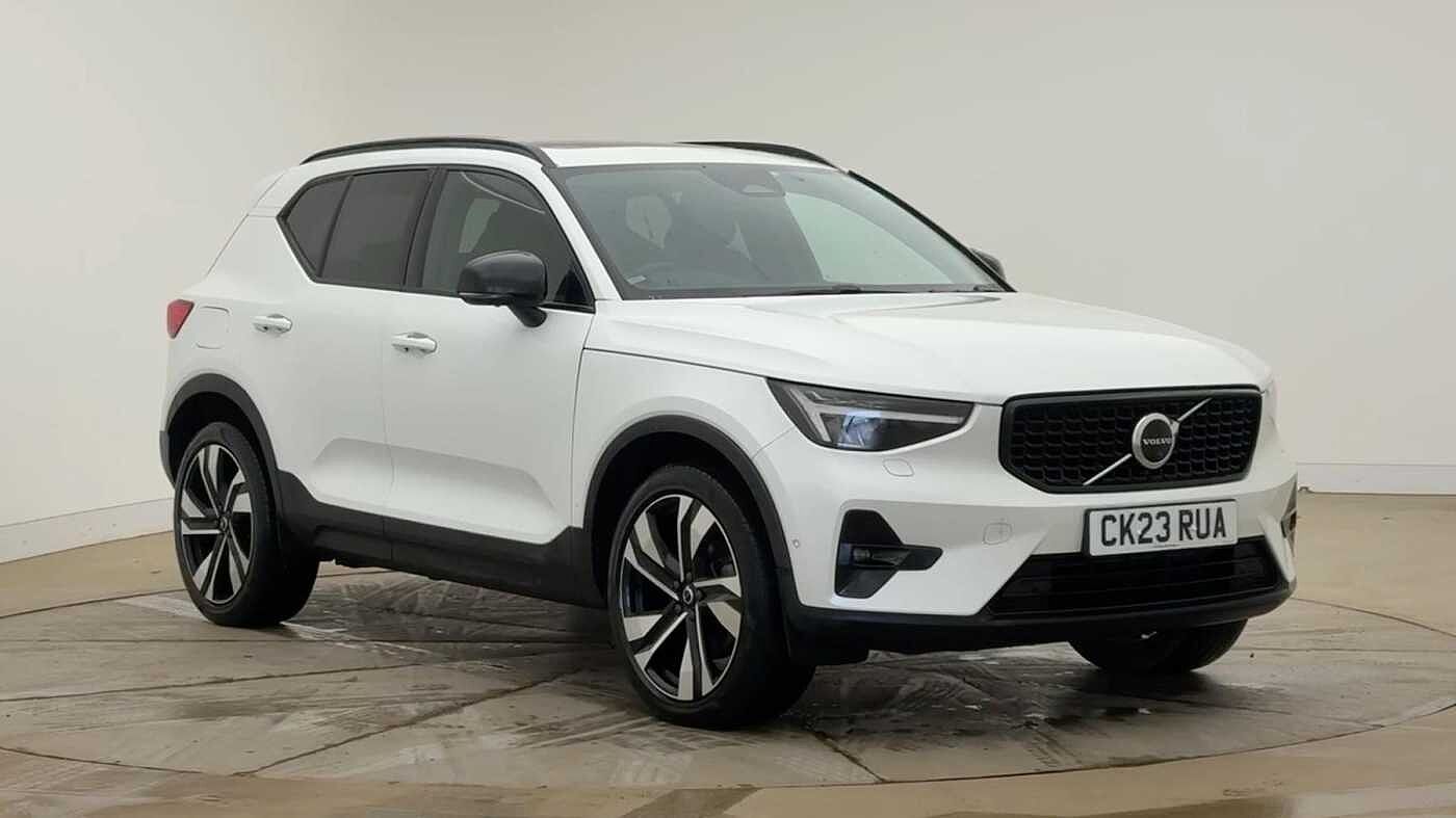 2023 Volvo XC40