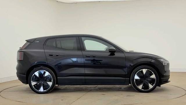 2024 Volvo Ex30 Single Motor Extended Range Electric Ultra