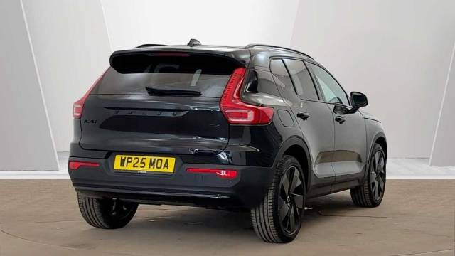 2025 Volvo XC40 2.0 B4 Mild hybrid Petrol Black Edition Plus