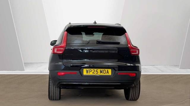 2025 Volvo XC40 2.0 B4 Mild hybrid Petrol Black Edition Plus