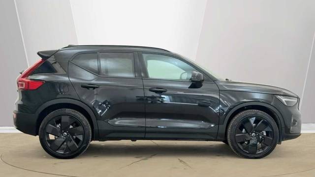 2025 Volvo XC40 2.0 B3 Mild hybrid Petrol Black Edition Plus