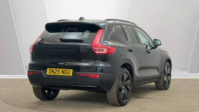 2025 Volvo XC40 2.0 B3 Mild hybrid Petrol Black Edition Plus
