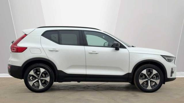 2025 Volvo XC40 2.0 B3 Mild hybrid Petrol Plus Dark