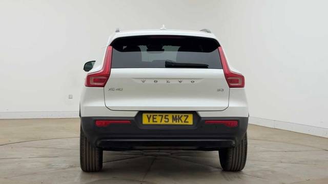 2025 Volvo XC40 2.0 B3 Mild hybrid Petrol Plus Dark