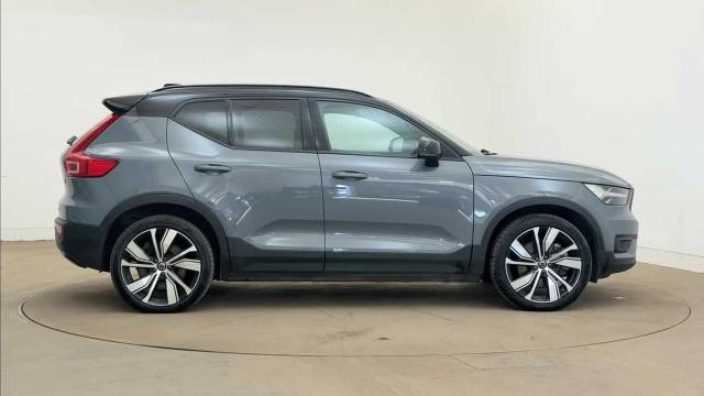 2021 Volvo XC40 Twin Motor Recharge Plus