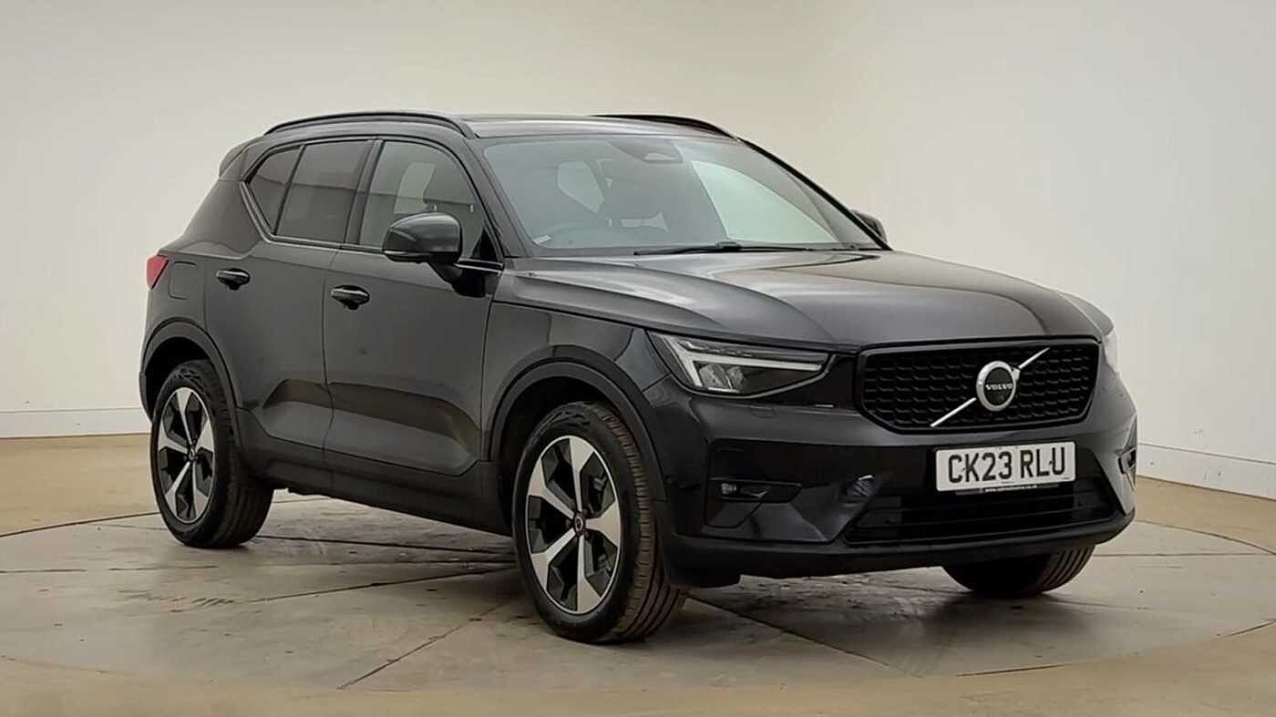 2023 Volvo XC40