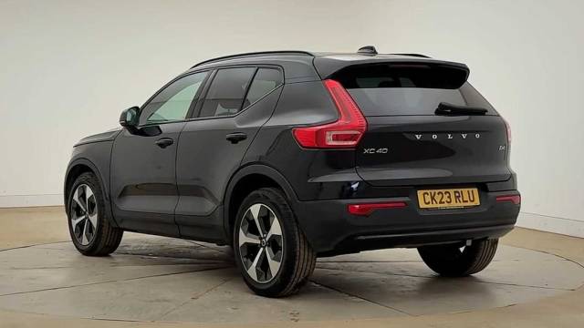 2023 Volvo XC40 2.0 B4 Mild Hybrid Petrol Ultimate Dark