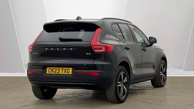2023 Volvo XC40 2.0 B3 Mild Hybrid Petrol Plus Dark