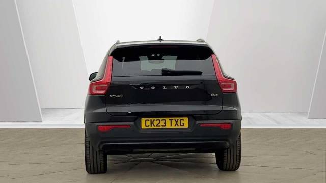 2023 Volvo XC40 2.0 B3 Mild Hybrid Petrol Plus Dark