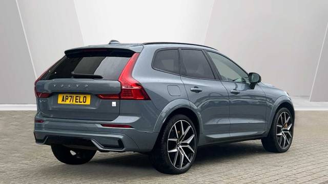 2022 Volvo XC60 2.0 T8 AWD PHEV Recharge Polestar Engineered
