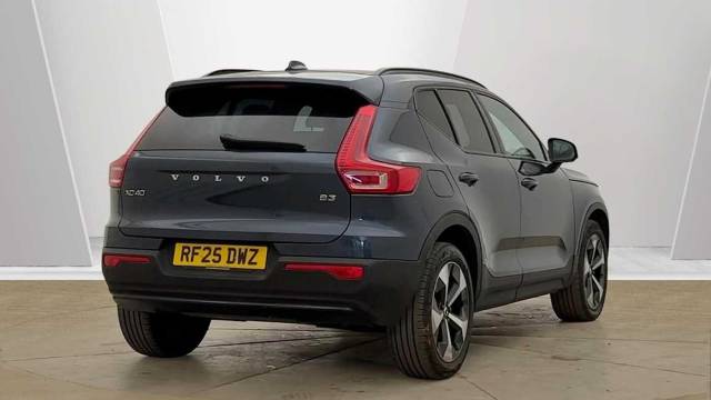 2025 Volvo XC40 2.0 B3 Mild hybrid Petrol Plus Dark