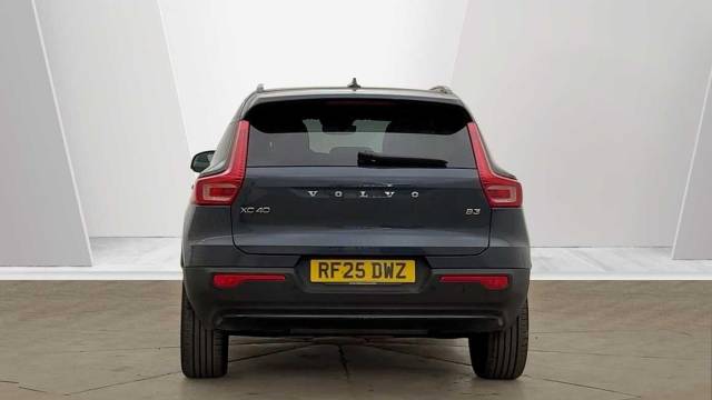 2025 Volvo XC40 2.0 B3 Mild hybrid Petrol Plus Dark