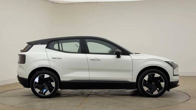 2024 Volvo Ex30 Single Motor Extended Range Electric Plus