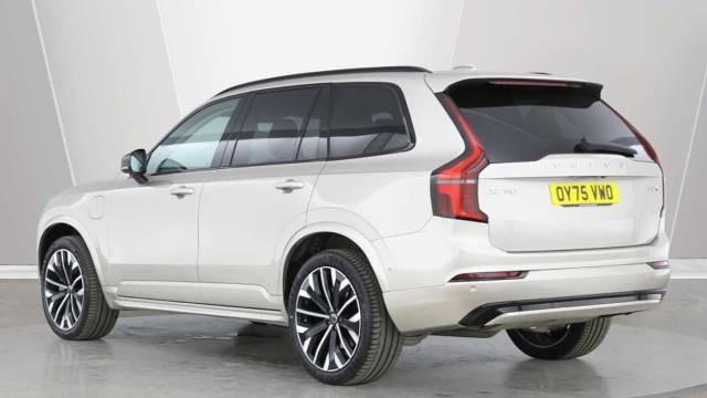 2025 Volvo XC90 2.0 T8 AWD PHEV Electric/Petrol Plus Pro Dark