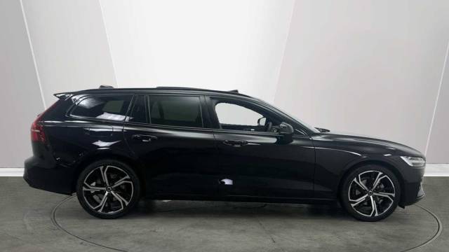 2026 Volvo V60 2.0 B4 Mild Hybrid Petrol Ultra Dark