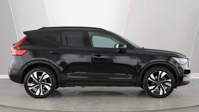 2025 Volvo XC40 2.0 B3 Mild hybrid Petrol Ultra Dark
